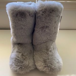 Lc Allover Faux Fur Boot Slippers 